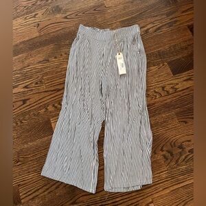 Striped cropped pants  flowy from a boutique brand new with tags !